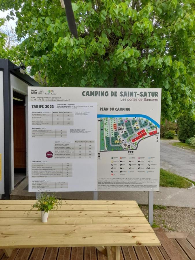 Camping Les Portes De Sancerre Сент-Сатюр Экстерьер фото